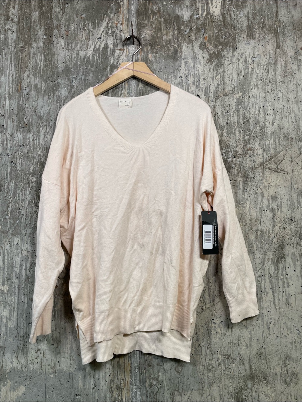 DREAMERS BY DEBUT Women's Soft V-Neck Sweater Size XL